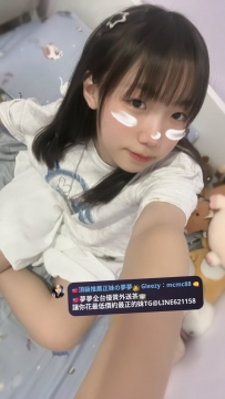 ❤️無套推薦❤️芊芊 153.41.B.19歲 臉蛋小小 身材勻稱