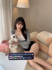 ❤️#夢夢中部學生可約❤️貓咪158.E+.45.21歲火辣的蘿莉妹子